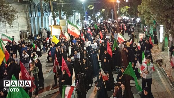 به یادِ ناله‌هایی که در خرابه به زنجیر کشیده شد