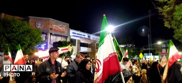 می آییم تا آینده را بسازیم