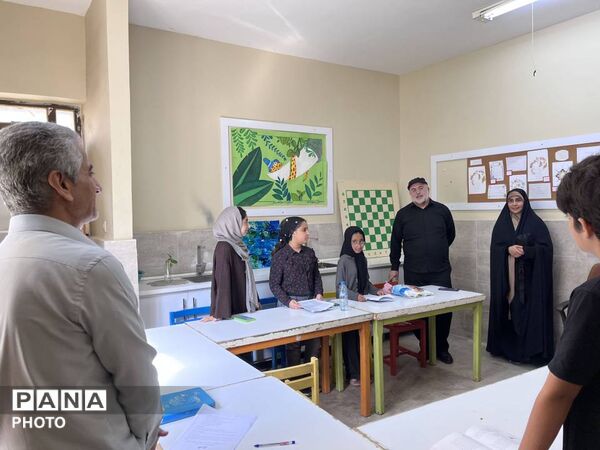 بازدید مسئولان ارشد کانون پرورش فکری از مرکز شماره ۴ بندرعباس