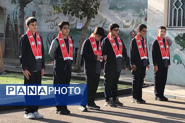 اجرای طرح «وطن یار» در دبستان ائمه اطهار ناحیه دو شهرری 