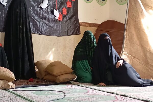 هیئت شهرستانی به مناسبت شهادت حضرت زهرا(س) در دبیرستان حضرت معصومه(س) شهرستان فیروزکوه
