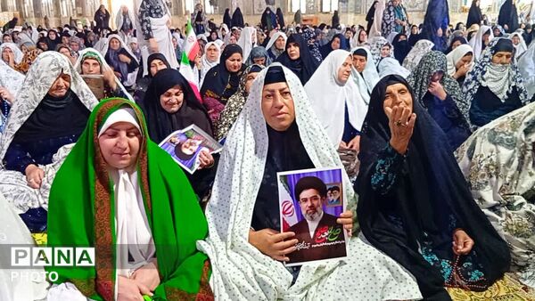 نماز جمعه عبادی و سیاسی در مصلی یاسوج