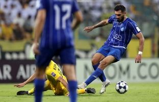 آقاسی برای جدایی از اردوگاه استقلالی‌ها باید دست به جیب شود/مازاد استقلال در لیست اسکوچیچ