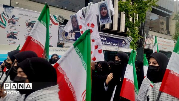 طنین ایستادگی در خرم آباد، خشم مقتدرانه مردم خرم‌ آباد در برابر دشمنان