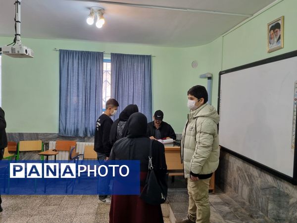 ۱۳ آذر جلسه دیدار اولیا با دبیران دبیرستان نمونه دولتی پژوهش آشخانه 