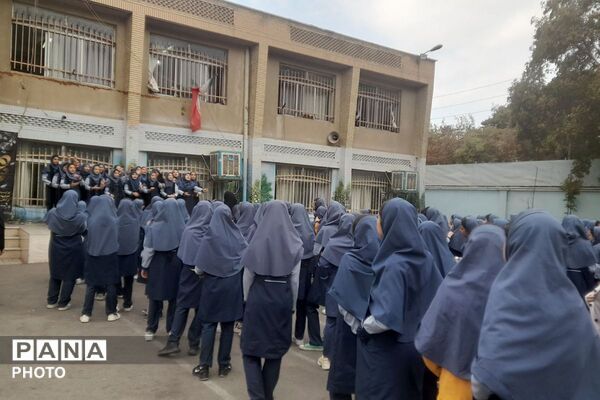 مراسم بزرگداشت ایام فاطمیه در مدرسه شهدای ایران تایر