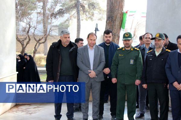 خروش سملقانی‌ها در سالروز بازگشت امام؛ دوازدهم بهمن با گلباران تمثال رهبر انقلاب گرامی داشته شد
