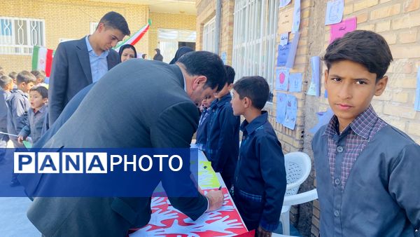 کلنگ‌زنی نمازخانه در مدرسه برکت علیاشهر 