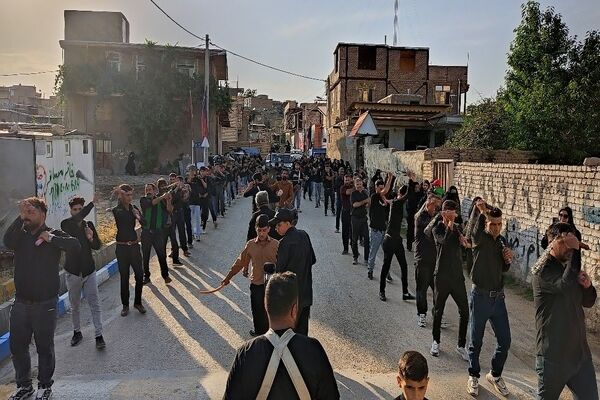 هئیت عزاداری مسجد جامع شهربار نیشابور در روز تاسوعای حسینی 