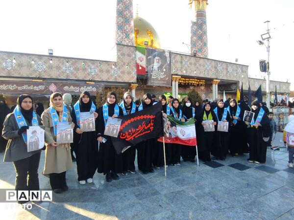 اجتماع بزرگ مربیان و دانش‌آموزان پیشتاز در همدان
