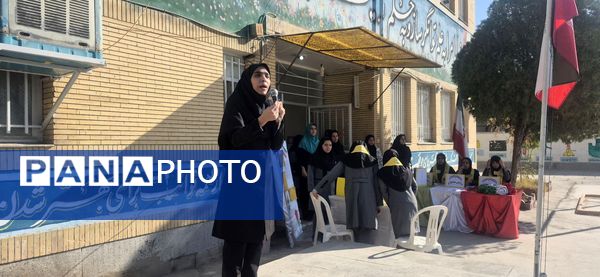 انتخابات شورای دانش آموزی در دبیرستان دخترانه امید 