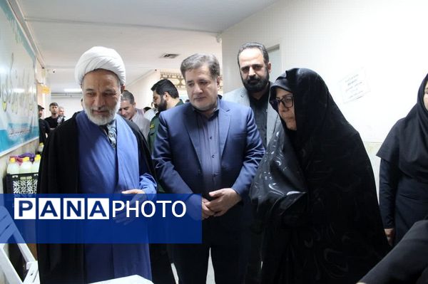 تجلیل از مددجویان و پرسنل بهزیستی‌ اشتهارد