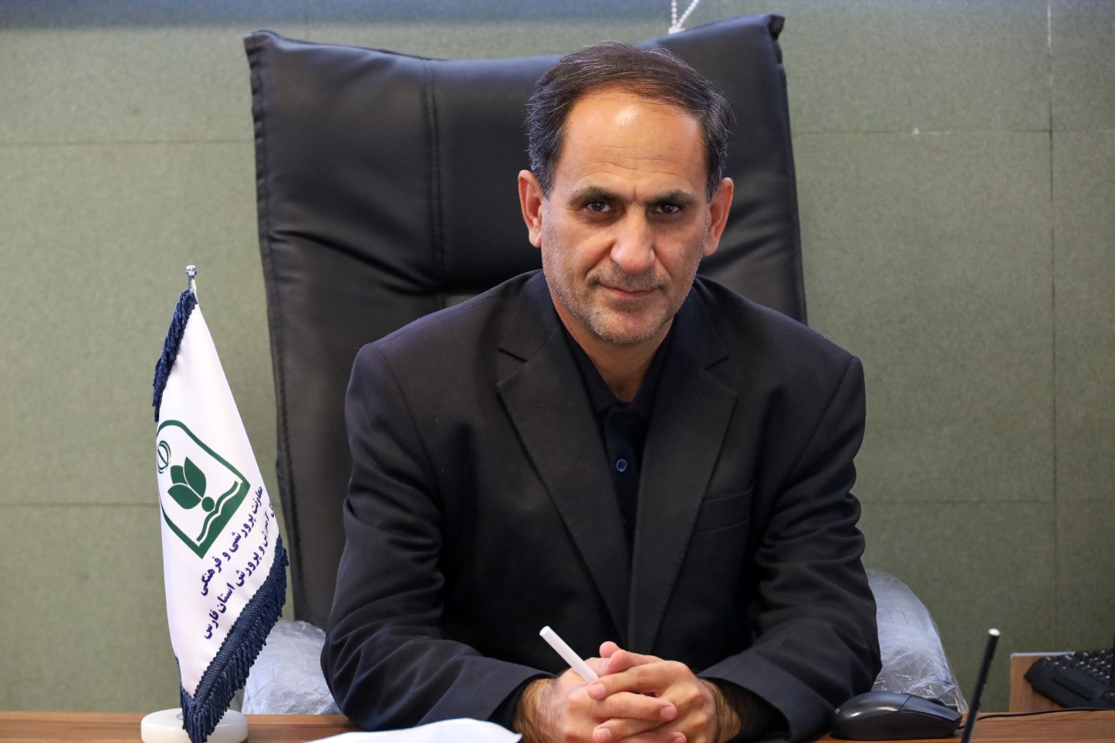 غبارروبی نمازخانه‌های مدارس فارس در آستانه سال تحصیلی جدید