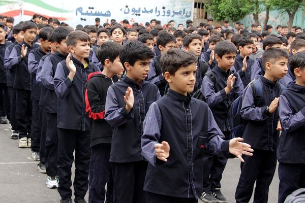 آیین سپاس معلم در بهارستان ۲