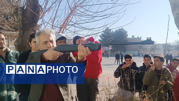 برگزاری مسابقات تیراندازی ویژه دبیران به مناسبت دهه فجر در نیشابور
