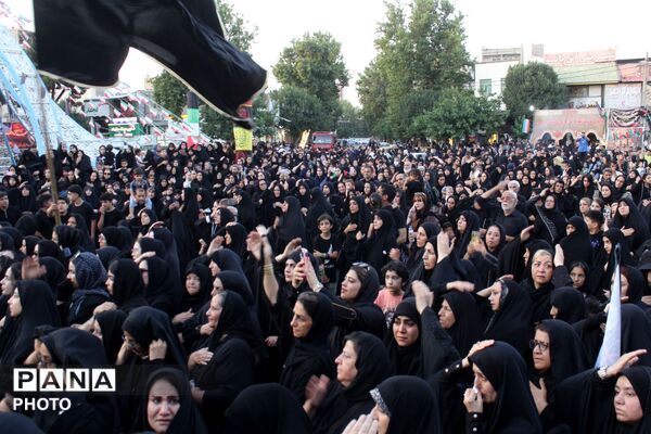 ورامین بار دیگر در سوگ اسارت؛ کاروان نمادین کربلا در خیابان‌های ورامین به حرکت درآمد