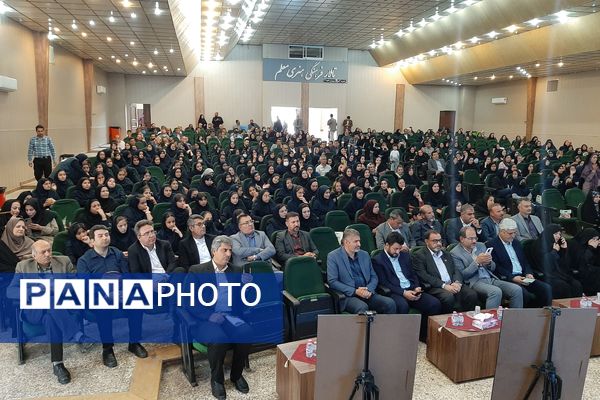 جشن سپاس معلم در تالار معلم ناحیه 3 شیراز