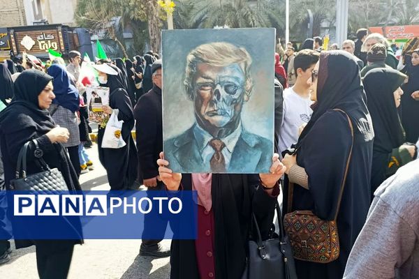 حضور با شکوه مردم، رسیدن به اوج بلندی و قدرت