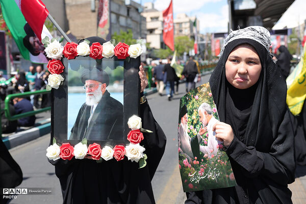 چهلمین روز شهادت رهبر شهید انقلاب اسلامی - تهران