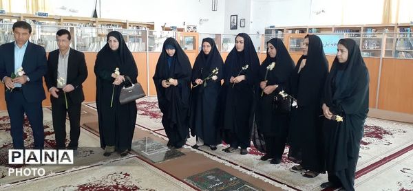 تجدید میثاق مسئولان آموزش‌وپرورش کهگیلویه و بویراحمد با شهدا 