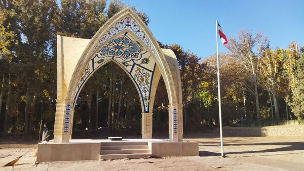 غبارروبی مزار مزار شهید دانش آموز اردوگاه شهید رجایی باغرود