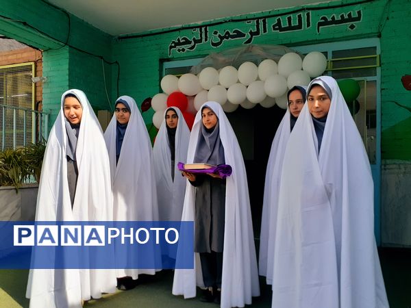 گرامیداشت هفته دفاع مقدس و زنگ مهر در مدرسه شایستگان