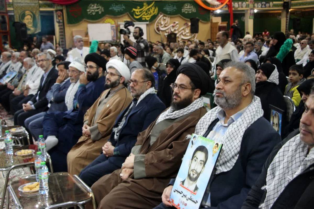 مراسم قرار هشتم و سالگرد حاج قاسم در یزد 