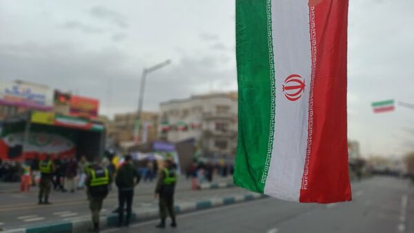 راهپیمایی ۲۲ بهمن با حضور پرشور مردم انقلابی در تهران