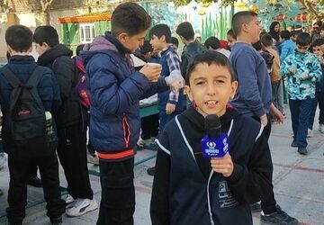 روایت خبرنگار پانا از حال و هوای دانش آموزان در بازارچه دانش آموزی مدرسه شهدای فرهنگی شیروان