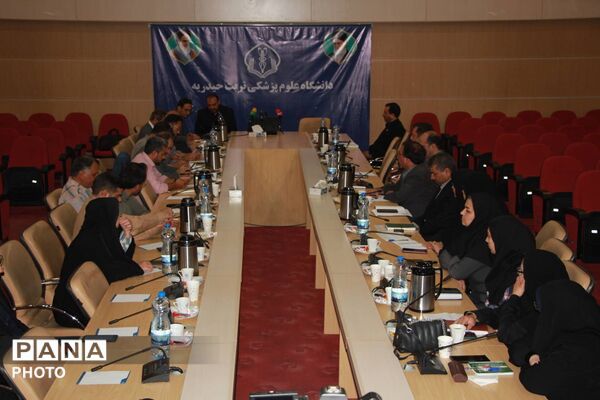 نشست خبری رئیس دانشگاه علوم پزشکی تربت حیدریه با حضور اصحاب رسانه 