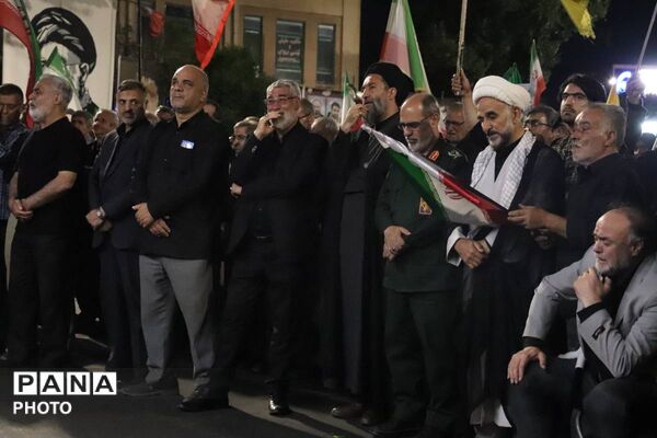 حضور گسترده فرهنگیان، دانش‌آموزان و اولیا در غرفه آموزش و پرورش نواحی پنج‌گانه تبریز به میزبانی ناحیه یک