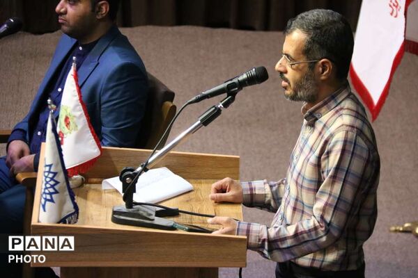 طنین «قند روضه» در سوگ آخر صفر؛ گردهمایی شاعران آیینی در یزد