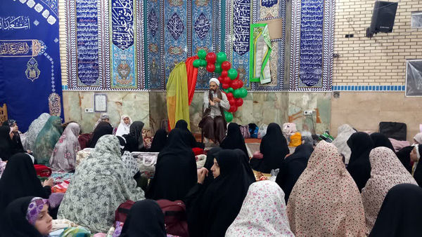 اعتکاف دختران دانش‌آموز در قم