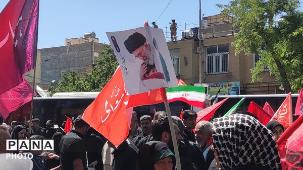 مراسم تشییع پیکر مطهر رهبر معظم انقلاب در جوار ملکوتی حرم امام رضا (ع)