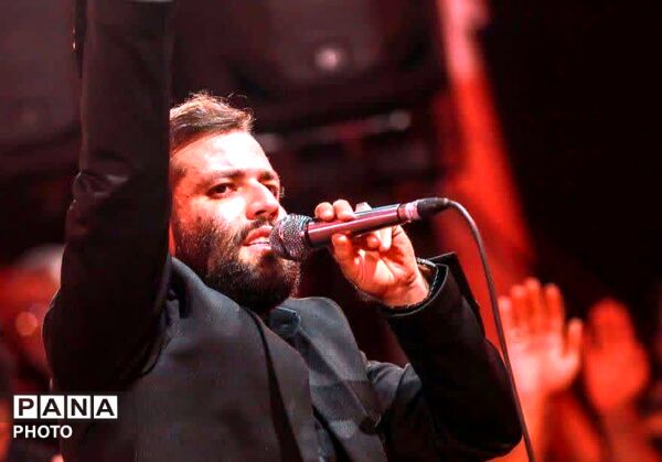 مراسم عزاداری رهبر شهید در شهر هشتگرد 