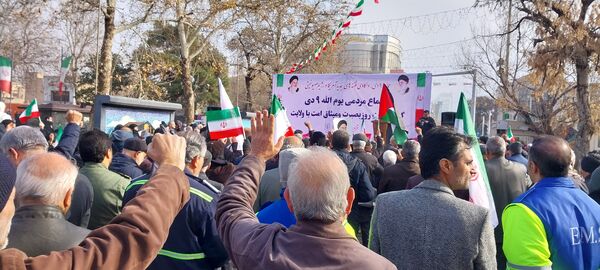 اجتماع نه دی در قزوین