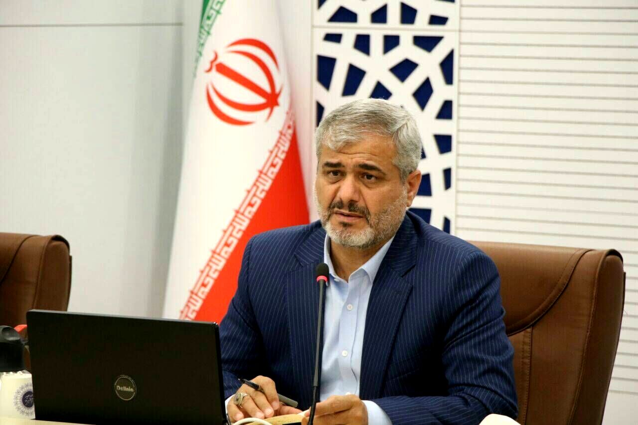 تولیدکنندگان فرماندهان و میدان‌داران جنگ اقتصادی هستند