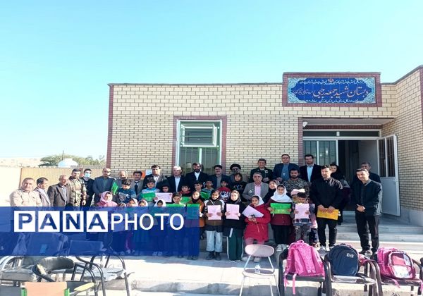 برگزاری آیین نواختن زنگ انقلاب اسلامی در گوشه‌گوشه خوزستان