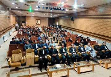 آیین تجلیل از برگزیدگان کنکور آزمایشی در جوانرود 