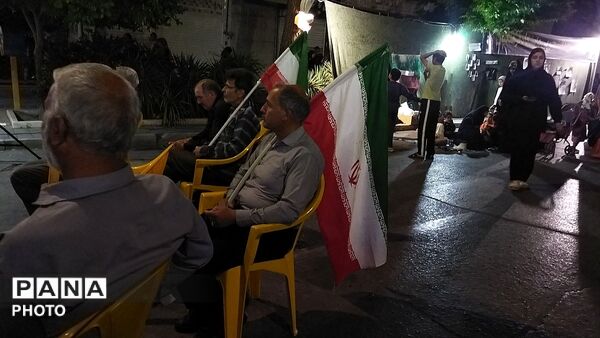 کافه گفتگوی حسینیه امام خمینی در نود و نهمین شب 