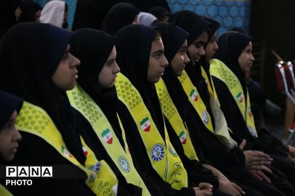هفتمین اجلاس دانش‌آموزی نماز در یزد