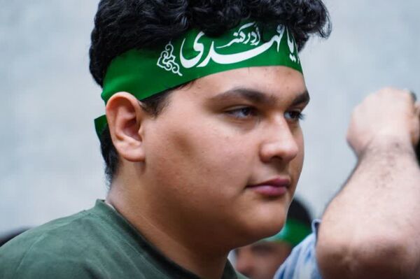 نیمه شعبان در خیابان امامزاده محمدتقی (ع) رباط‌کریم