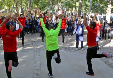 نرمش صبحگاهی در سورمق؛ طراوت نشاط و شادابی