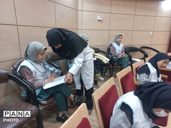رقابت های علمی ومهارتی سفیران سلامت ناحیه۲