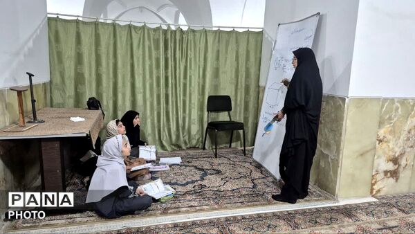 مسجدی که تبدیل به سنگر حفظ جبهه‌ دانش شد