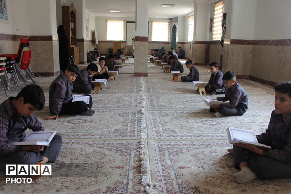 محفل انس با قرآن کریم در مدارس ۱۵ خرداد و ناطق نوری اسلامشهر 