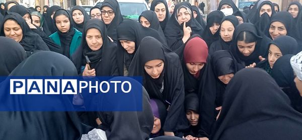 بدرقه شهدای گمنام در شهرستان کوهپایه 