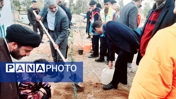 آیین گرامیداشت هفته منابع طبیعی در قم