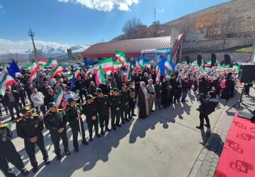 استقبال از بانوان ملی پوش فوتبال در تبریز 