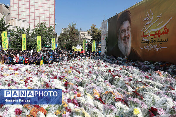 آیین ادای احترام به مقام شامخ شهیدان مقاومت و شهید سید حسن نصرالله